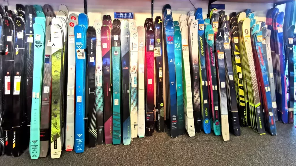 Skis et matériel de ski à Courchevel