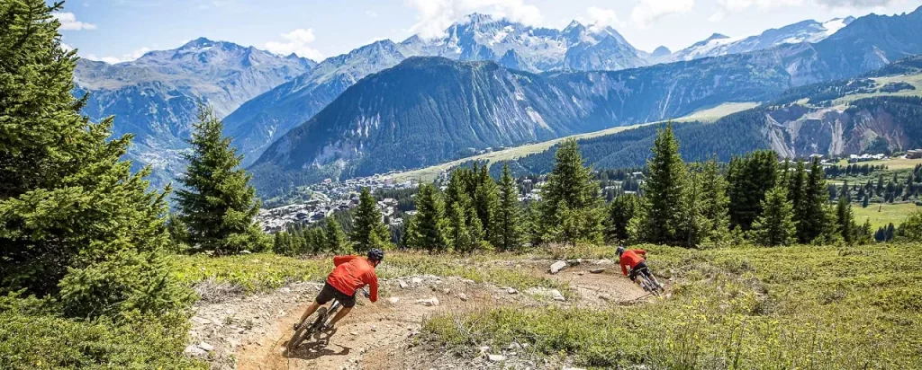 Escapade estivale à Courchevel : Randonnées, VTT et activités en plein air