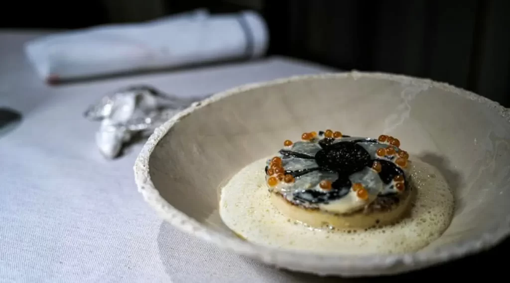 Cuisine alpine revisitée : Où savourer les délices culinaires uniques de Courchevel